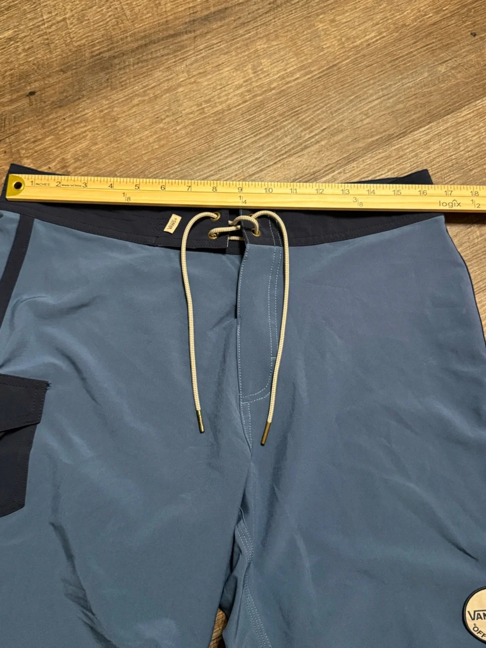 Vans Men’s Blue Everride Scalloped Boardshorts Sz 32